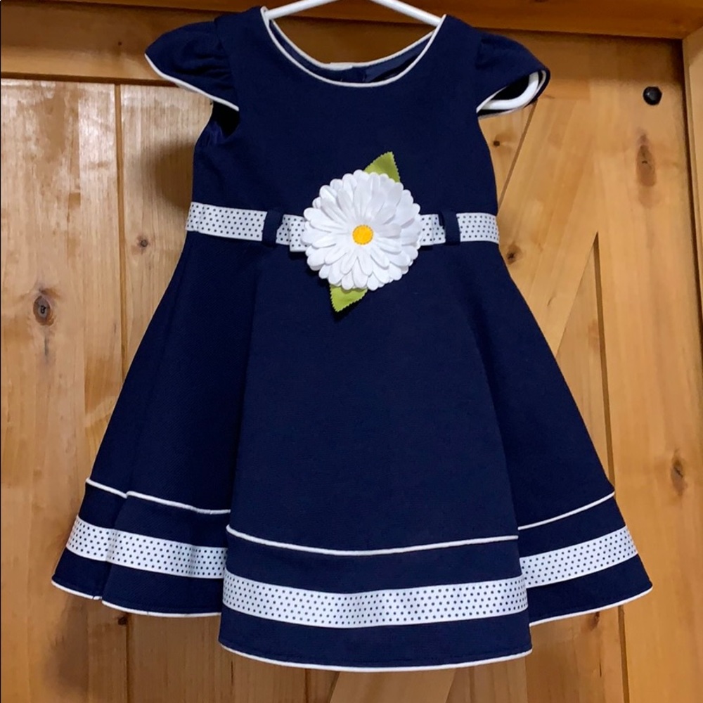 Classic baby chic Daisy dress